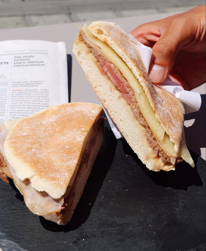 Mucaba Bar - Pedras Amarelas - Gastronomia e hotelaria