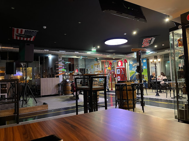 Route 66 - Your American Bar & Restaurant - Gastronomia e hotelaria