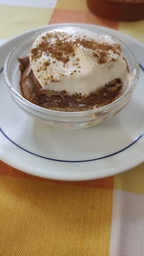 Tasquinha do Miradouro - Gastronomia e hotelaria