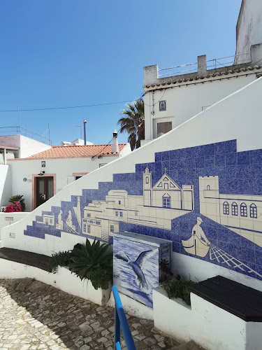 Praça Rainha Dona Leonor 15, 8400-235 Ferragudo