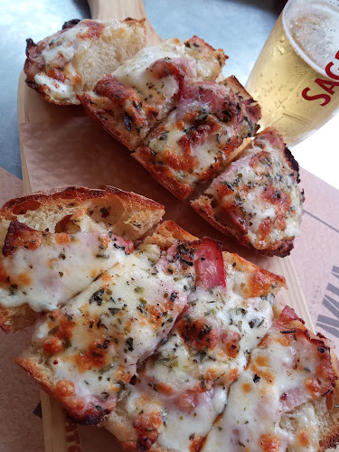 Pizzaria Manjerona Botequim | Capuchos Phone number
