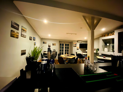 Elas Café
