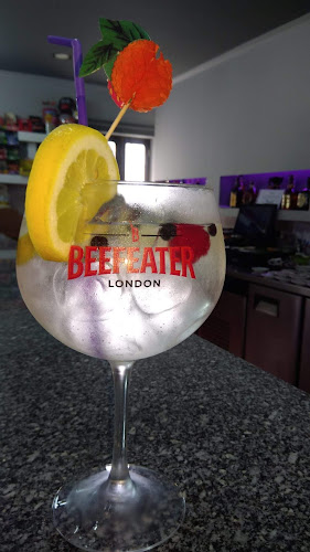 Café Restaurante 4 Pinheiros - Gastronomia e hotelaria