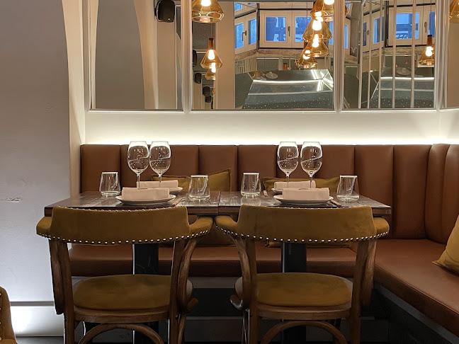 R. Primeiro de Dezembro n.º7, 2000-096 Santarém