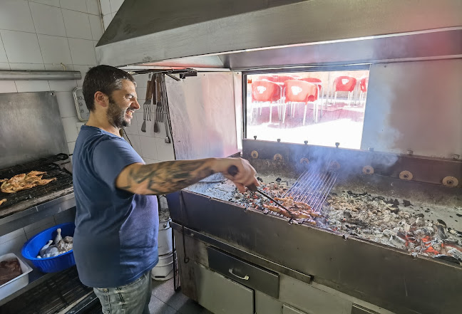 Churrasqueira Central de Oliveira do Hospital - Gastronomia e hotelaria