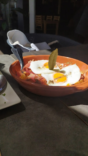 Opinii despre Coral Food and Wine Tapas în Quarteira - Gastronomia e hotelaria