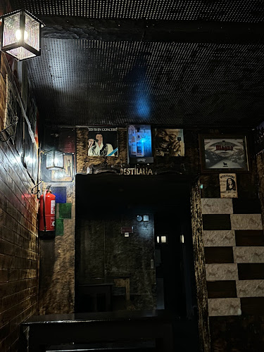 Comentarii opinii despre Caqui Bar