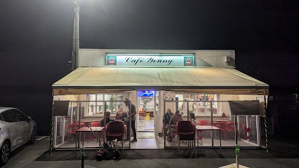 Café Young