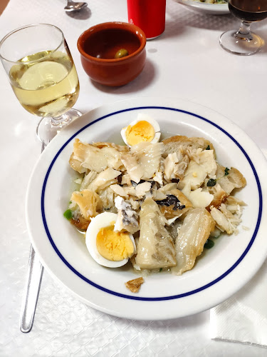 Snack Bar Cabe Mais Um - Gastronomia e hotelaria