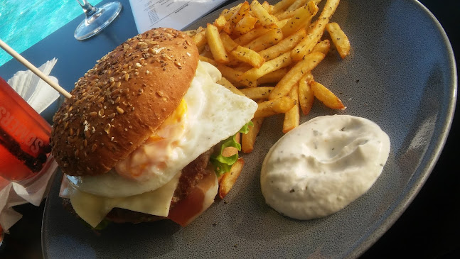 Opinii despre Deck Pool Bar în Portimão - Gastronomia e hotelaria