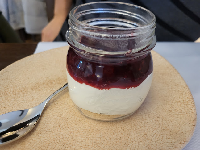 Opinii despre Restaurante Requinte no Parque în Vila Nova de Famalicão - Gastronomia e hotelaria