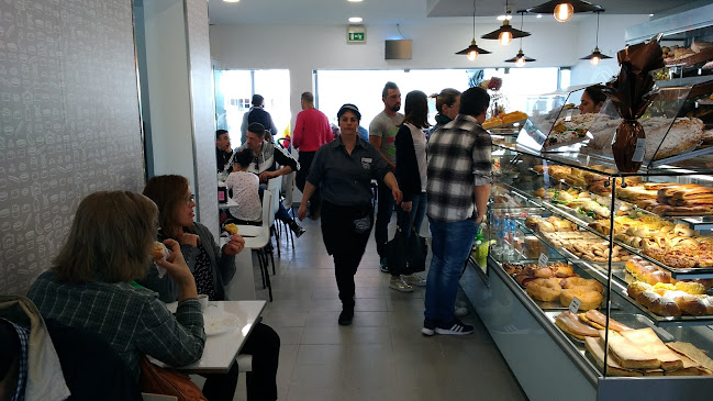 Pão Quente Ponte da Pedra - Gastronomia e hotelaria