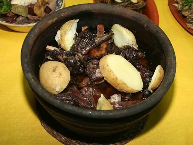 Café Restaurante Noiras Prato do dia - Gastronomia e hotelaria