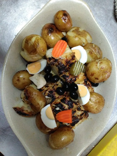 Churrasqueira Braseiro Das Aves - José Carneiro Guimarães - Gastronomia e hotelaria