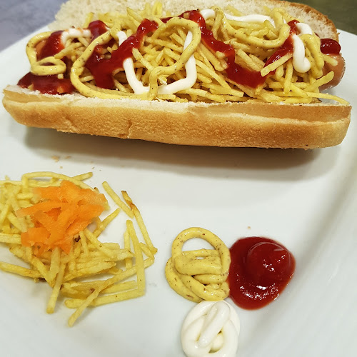 Comments and reviews of Tropical Snack Bar