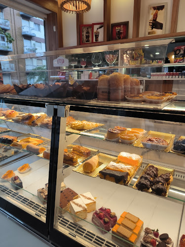 Comentarii opinii despre Pão Quentinho