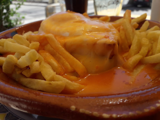 Opinii despre Café O Tino în Pampilhosa do Botão - Gastronomia e hotelaria