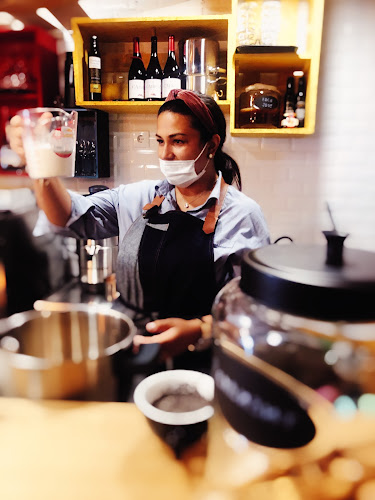 R. Dom Carlos I 20, 9060-051 Funchal