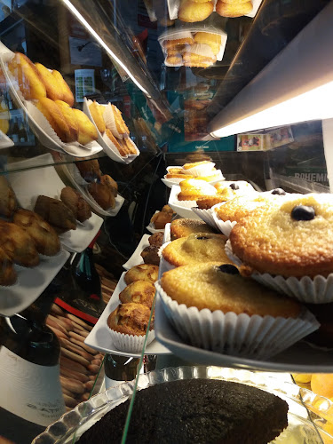 Santa Sede Winebar - Petiscos & Francesinhas - Gastronomia e hotelaria