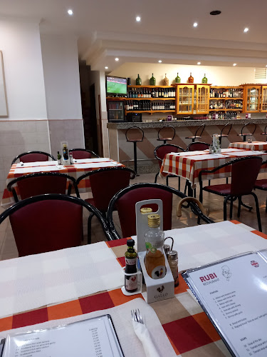 Comentarii opinii despre Rubi's Snack Bar