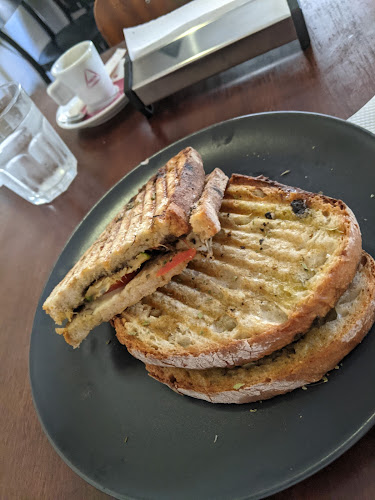 Rua de Moçambique 2, 1170-245 Lisboa