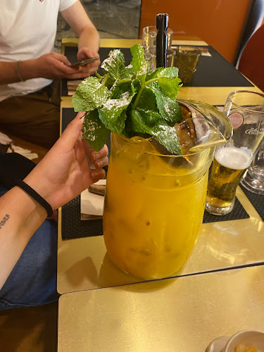 Opinii despre Dona Francesinha Porto în Porto - Gastronomia e hotelaria