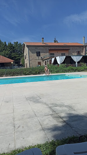 https://www.facebook.com/Quinta-do-Sangrinhal-107875334064134