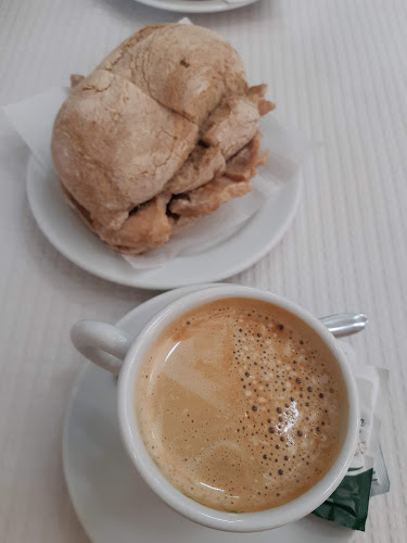 Casa das Bifanas - Gastronomia e hotelaria