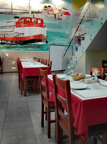 Restaurante Farol de Cacilhas - Gastronomia e hotelaria