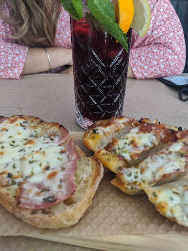 Comments and reviews of Pizzaria Manjerona Botequim | Capuchos