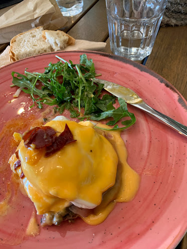 Comentarii opinii despre Be Comporta