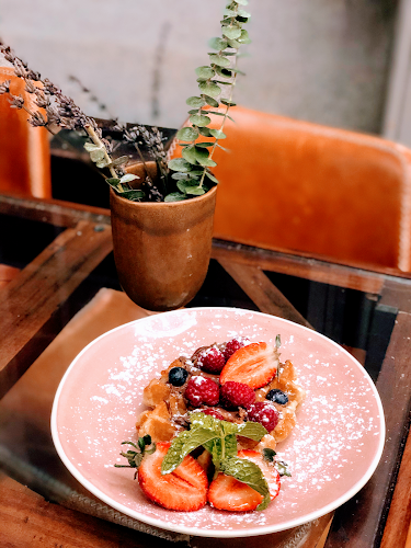 Mercador Café & Brunch