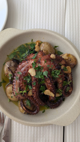 Av Movimentos das Forcas armadas n 7, 2825-372 Costa da Caparica