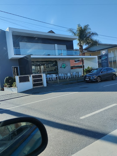 R. Paulo VI 41, 4760-717 Ribeirão