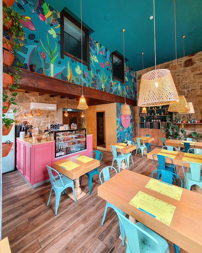 Cafetaria Semente - Art, Coffee & Plant Based Food