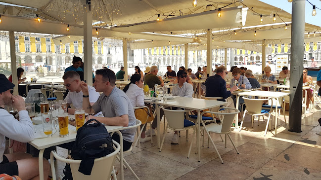 Baía do Peixe - Praça do Comércio