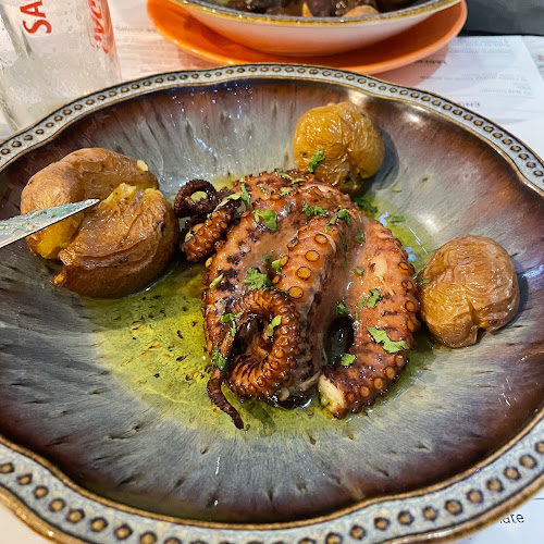 Pikaki Taberna Portuguesa - Gastronomia e hotelaria