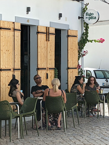 R. Moinho da Barreta 48, 8700-431 Olhão