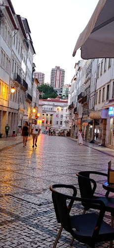 R. Visc. da Luz 75 R/C, 3000-414 Coimbra