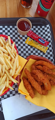 Opinii despre Sunset Steve's Bar (Piscinas Naturais) în Caldas da Rainha - Gastronomia e hotelaria