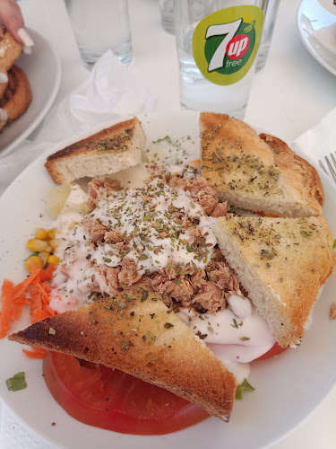 Praça 25 de Abril, 2460-018 Alcobaça