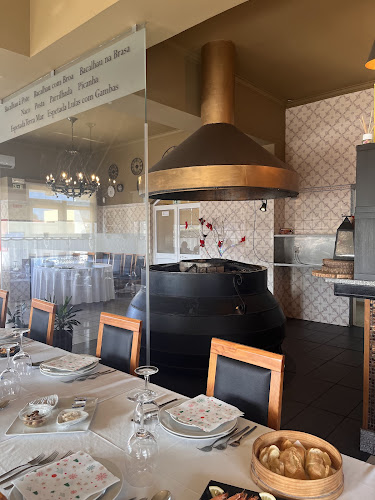 R. do Cadaval 395, Válega