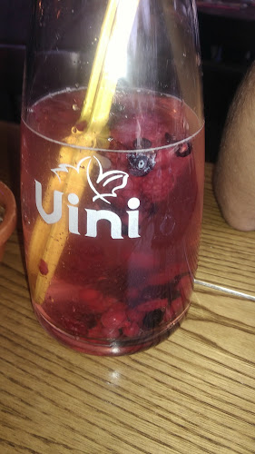 Av. 5 de Outubro 43, 4440-503 Valongo