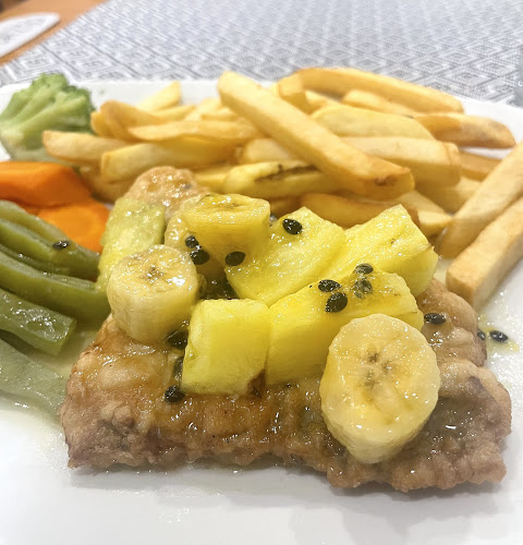 Opinii despre Cantinho dos Amigos în Funchal - Gastronomia e hotelaria