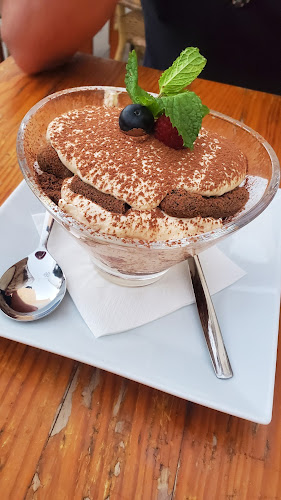 Luisa's Place - Gastronomia e hotelaria