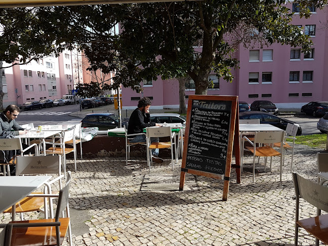 R. Prof. João Barreira 13, 1600-615 Lisboa