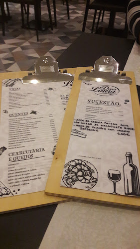 Dona Laura Open Times