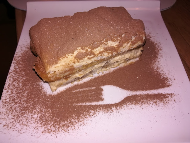 R. Conde Alto Mearim 910, 4450-177 Matosinhos