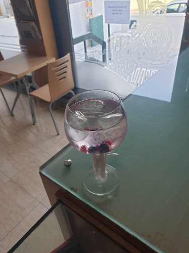 Opinii despre Café Estação Velha în Sra. da Hora - Gastronomia e hotelaria