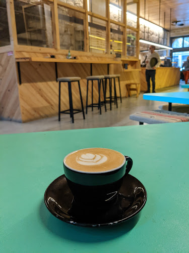 FÁBRICA COFFEE ROASTERS - PORTO - Gastronomia e hotelaria